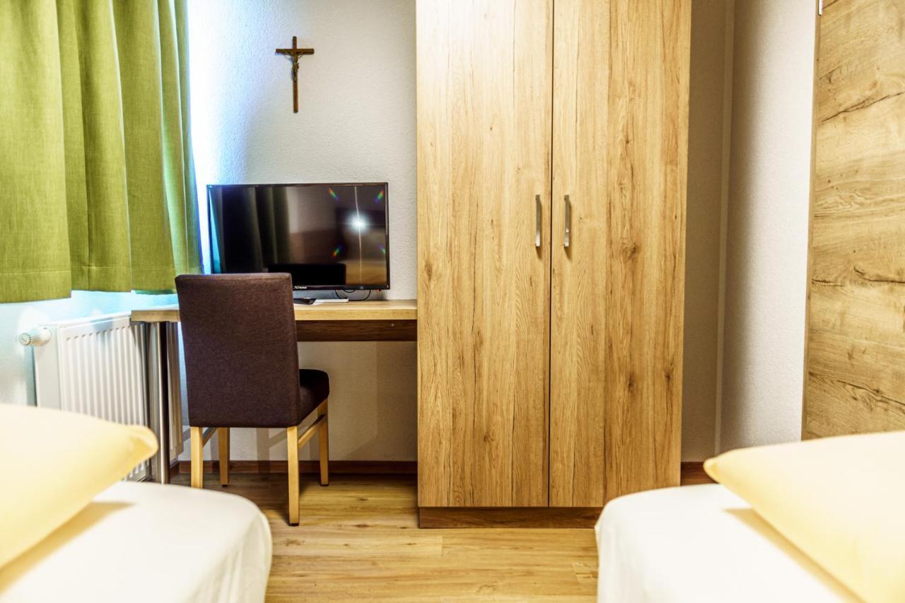 Haus Loeger Apartments Pyhrn Priel Windischgarsten Exteriör bild